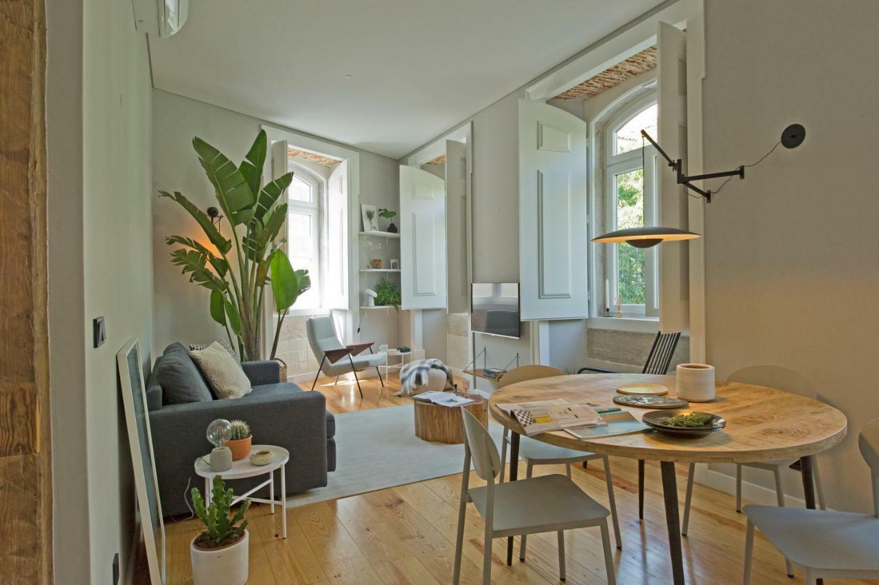 Apartamento Update Urban Chic Flat In 19th Century Building 2 Bedrooms & 2 Bathrooms & Ac Alfama District *