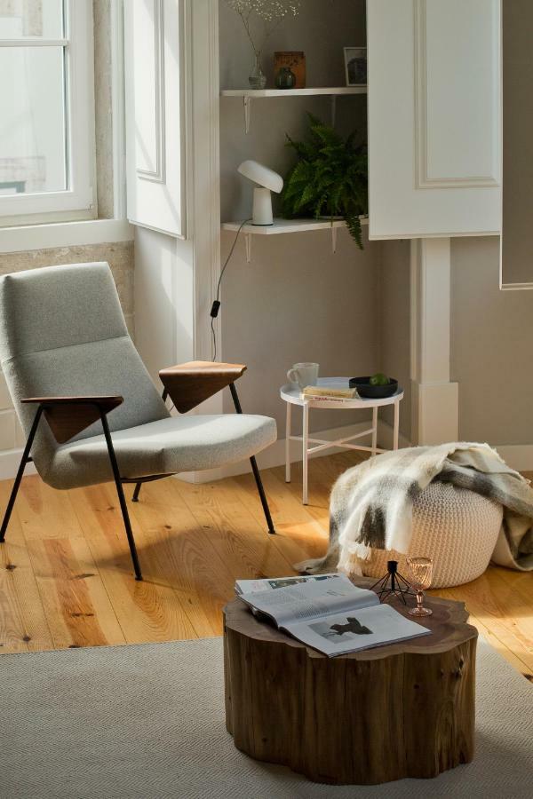 Update Urban Chic Flat In 19th Century Building 2 Bedrooms & 2 Bathrooms & Ac Alfama District Apartamento Lisboa