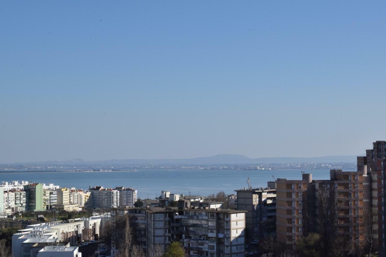 Apartamento Vistas Sobre O Rio Tejo
