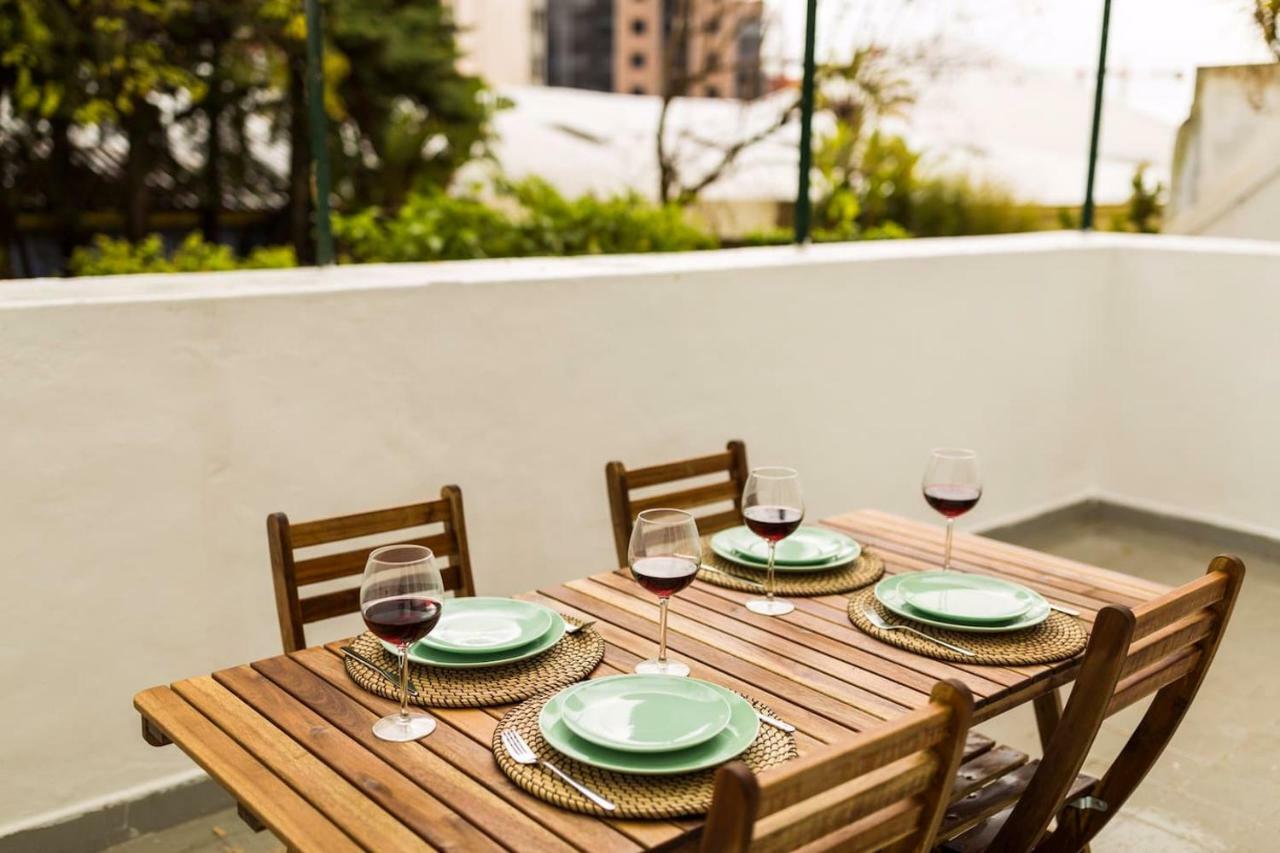 Olá - Rato Terrace Iv Apartamento