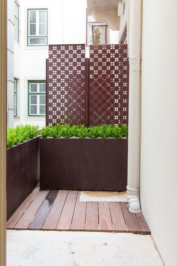 Apartment Bacalhoeiros 99 - Beautiful And Bright @ Baixa, Chiado Lisbon