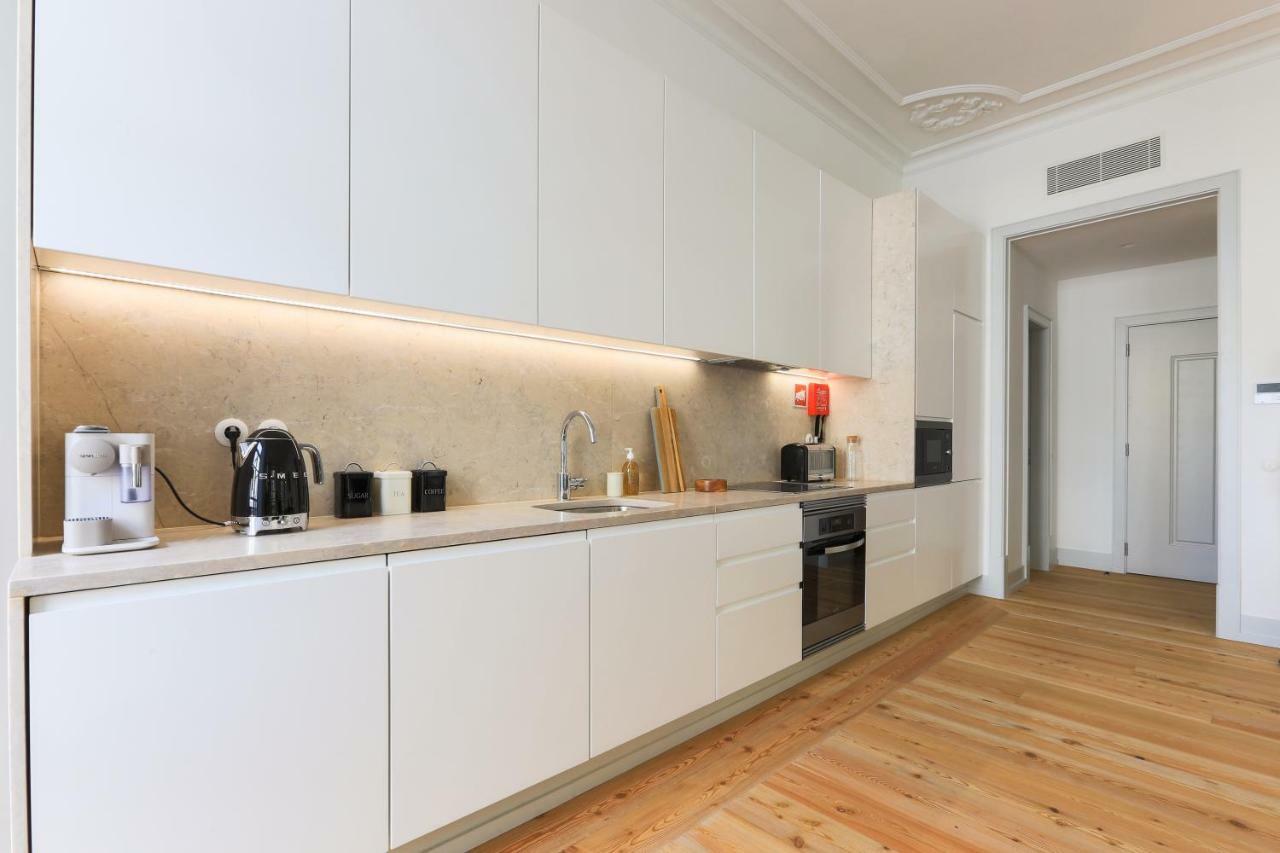 Apartment Bacalhoeiros 99 - Beautiful And Bright @ Baixa, Chiado *