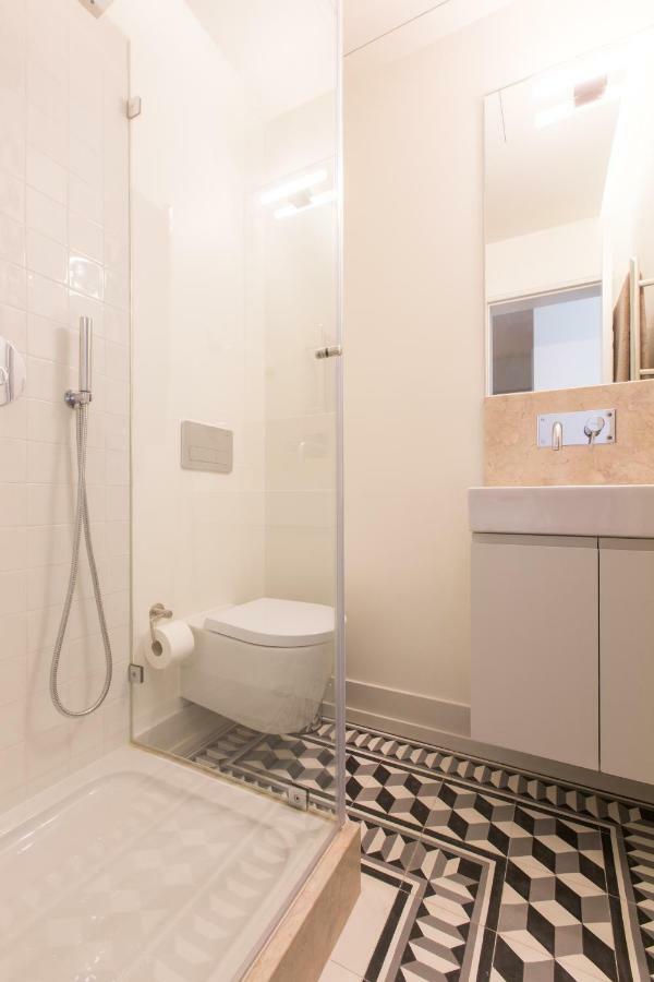 Apartment Bacalhoeiros 99 - Beautiful And Bright @ Baixa, Chiado Lisbon