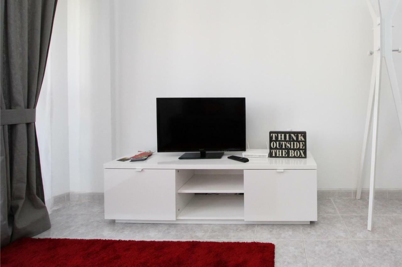 Poppy House In Anjos Apartamento