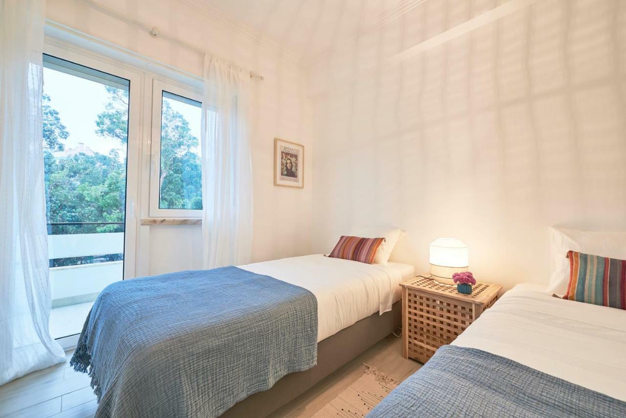 Light With Amazing Balcony, By Timecooler Apartamento Lisboa