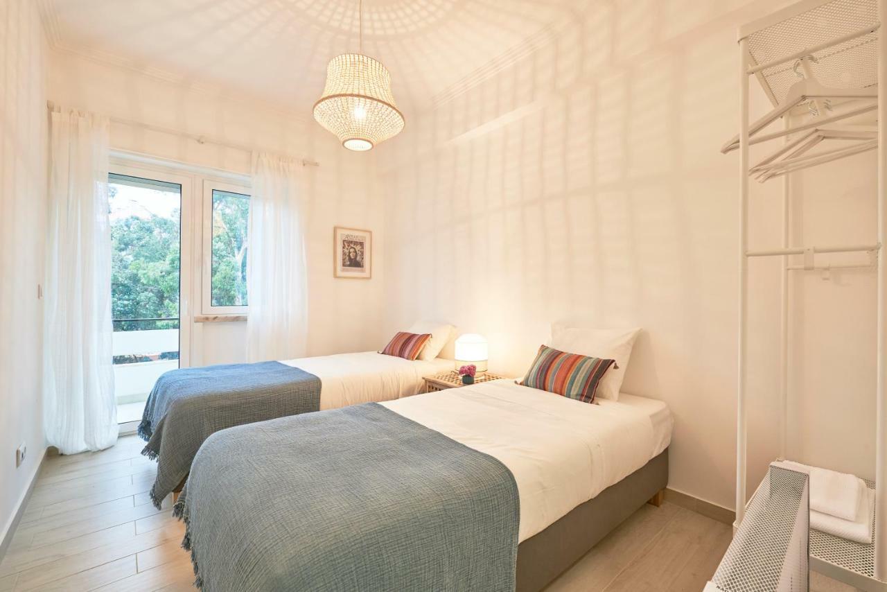 Light With Amazing Balcony, By Timecooler Apartamento Lisboa