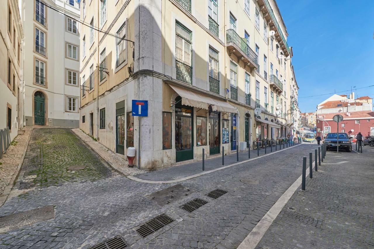 Rua Dos Remédios 179 *