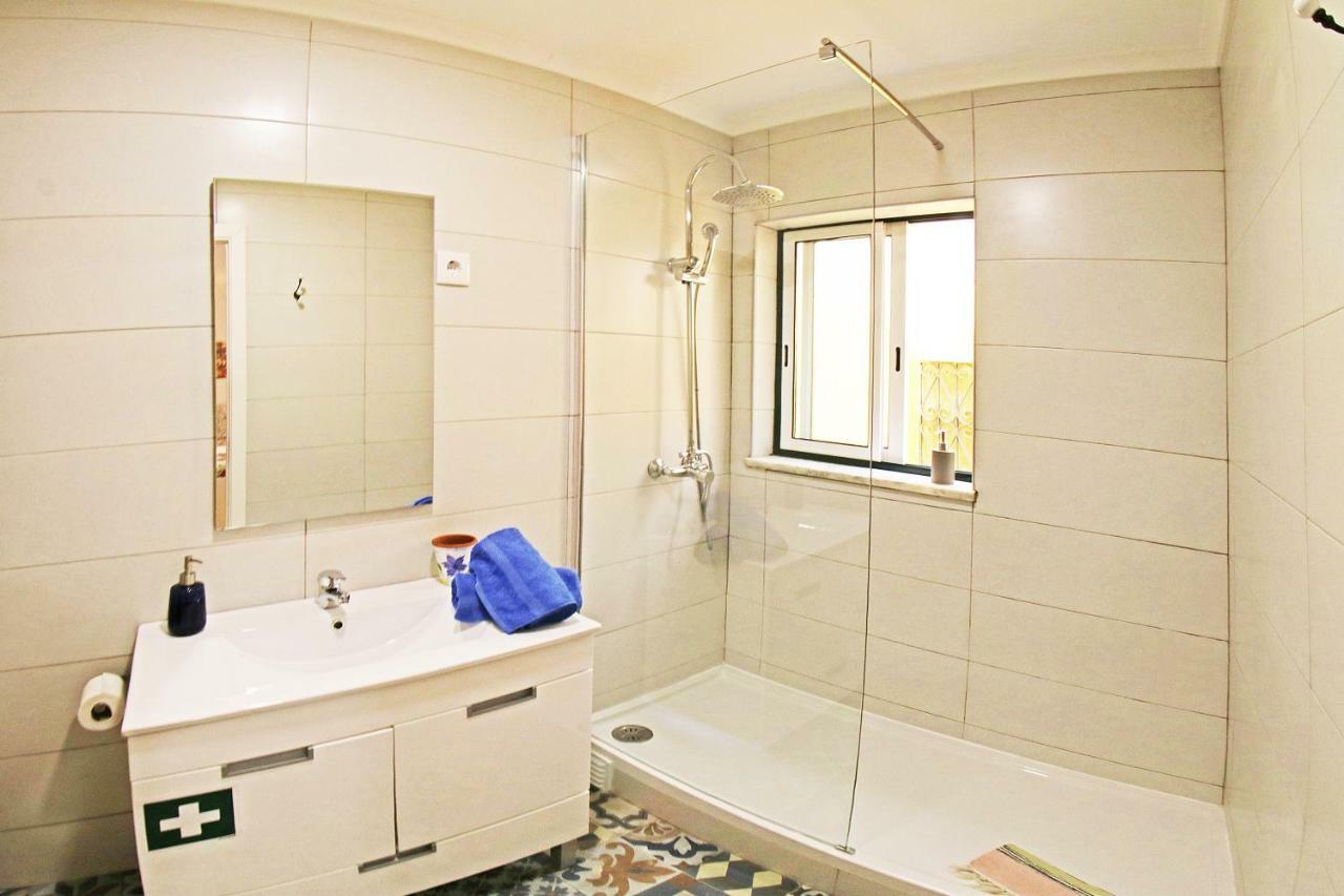 Apartment Romantichome At Alfama's Heart *