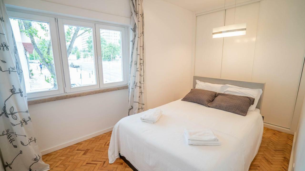 Casual @ 5 De Outubro Apartamento
