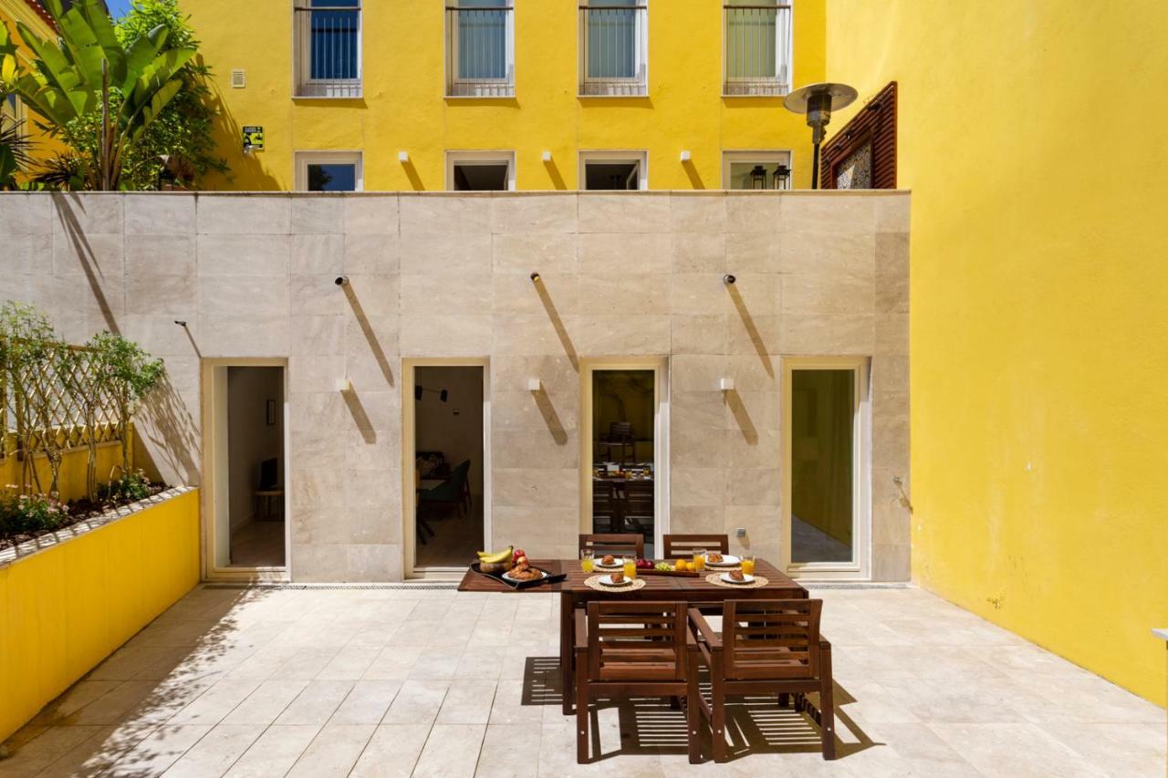 Altido Bright And Elegant 1br With Workspace And Huge Terrace In Pena, Close By Viewpoint Apartamento Lisboa