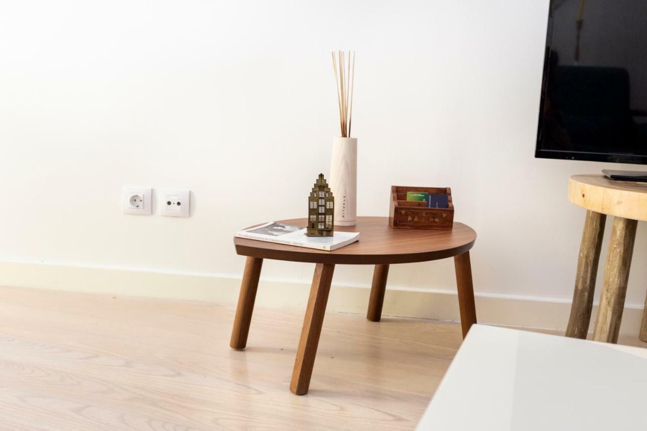 Altido Bright And Elegant 1br With Workspace And Huge Terrace In Pena, Close By Viewpoint Apartamento Lisboa