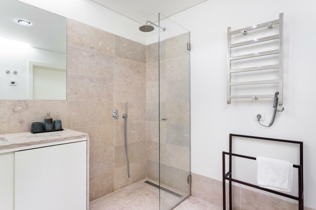 Altido Bright And Elegant 1br With Workspace And Huge Terrace In Pena, Close By Viewpoint * Lisboa