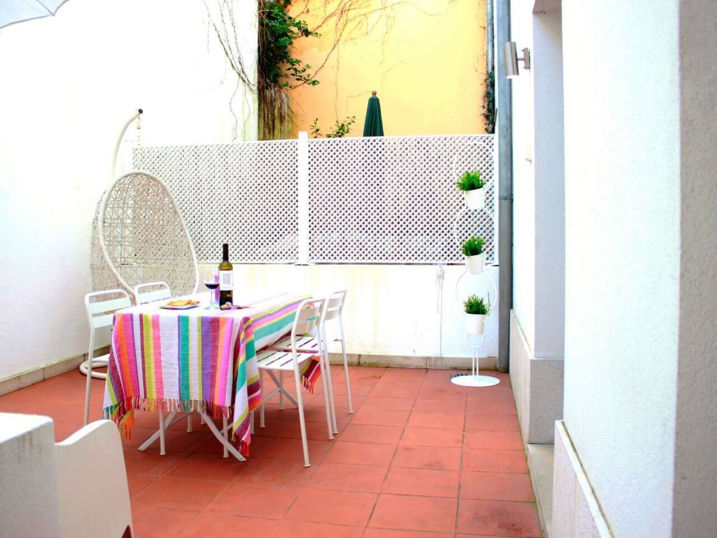 Joivy Modern 1-bed With Terrace, Moments From Sao Bento Palace * Lisboa