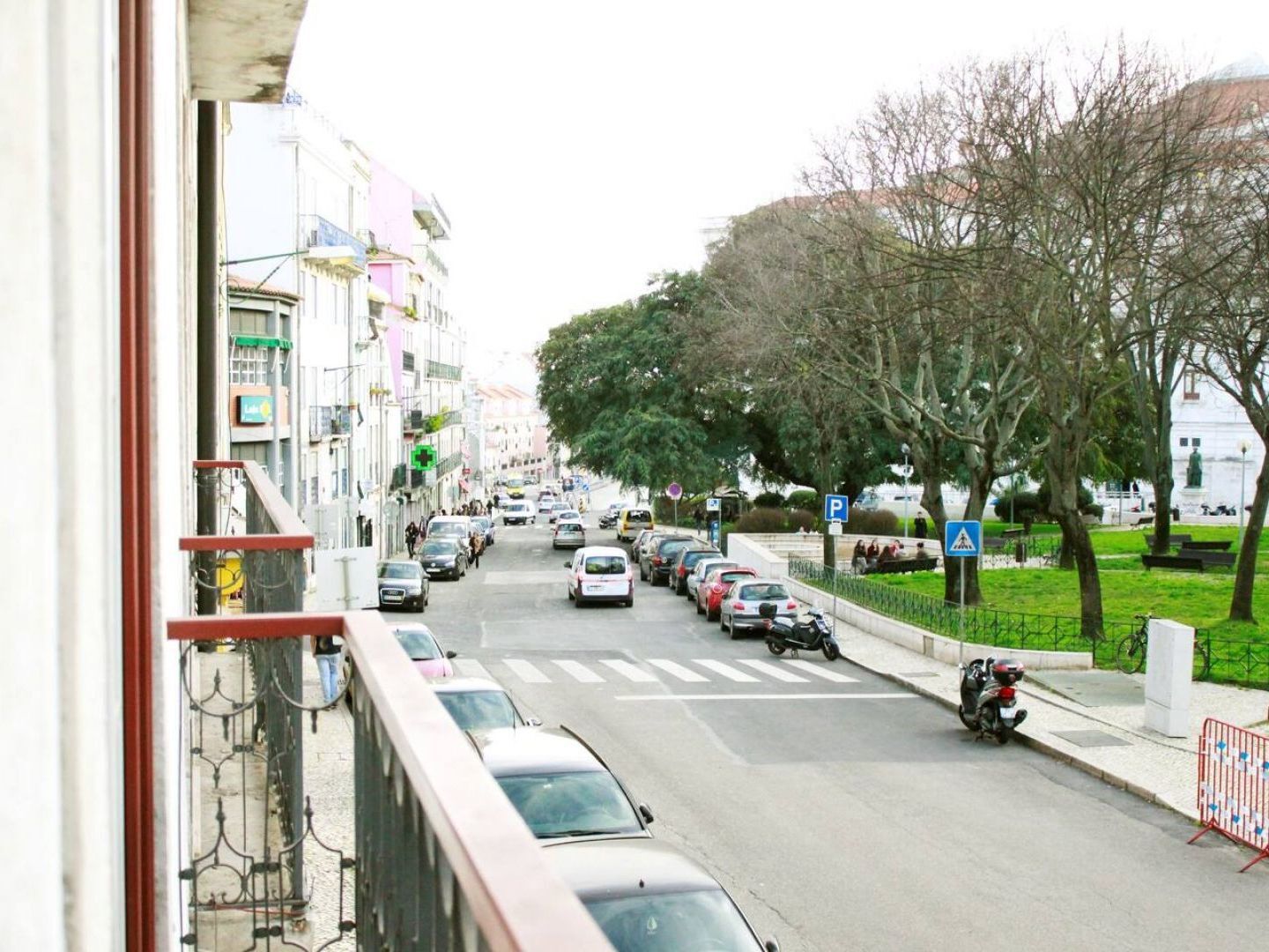 Joivy Modern 1-bed With Terrace, Moments From Sao Bento Palace Apartamento