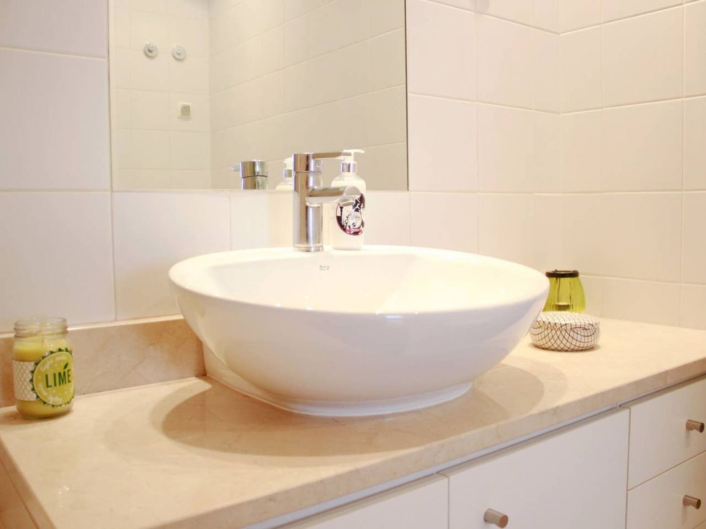 Apartamento Joivy Modern 1-bed With Terrace, Moments From Sao Bento Palace *