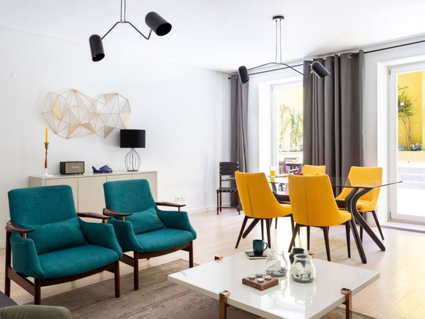Apartamento Altido Bright And Elegant 1br With Workspace And Huge Terrace In Pena, Close By Viewpoint Lisboa