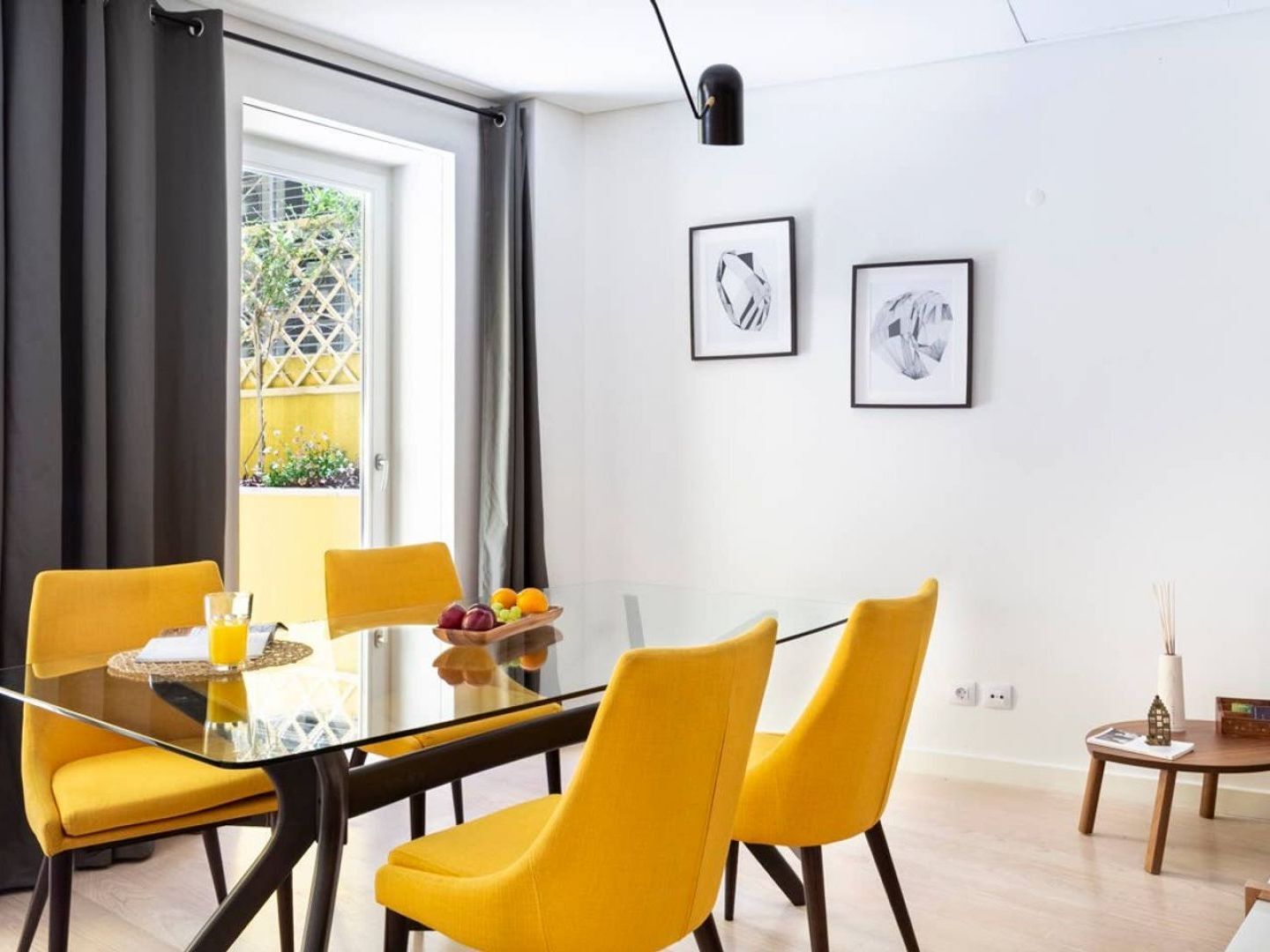Altido Bright And Elegant 1br With Workspace And Huge Terrace In Pena, Close By Viewpoint * Lisboa