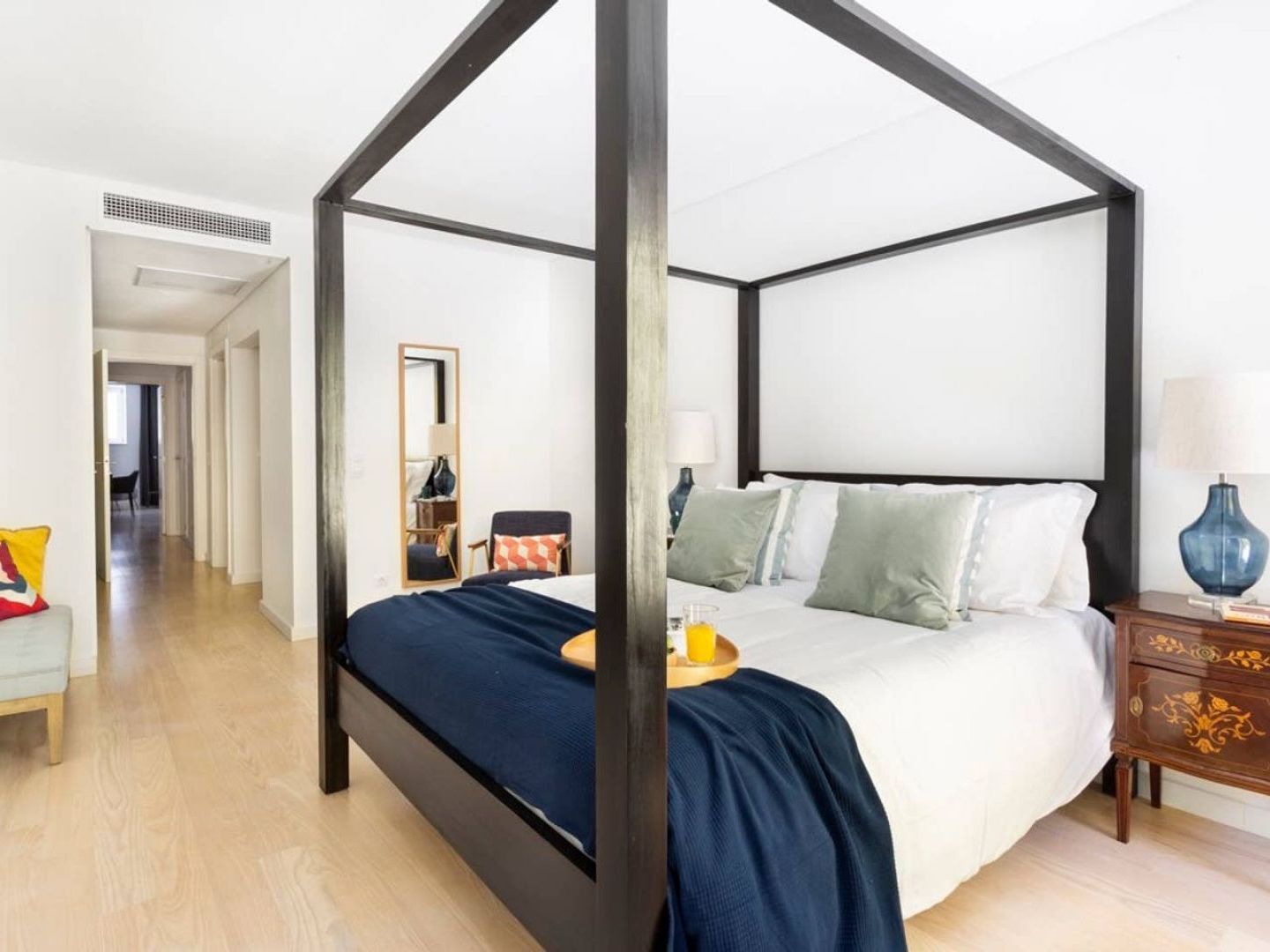 Apartamento Altido Bright And Elegant 1br With Workspace And Huge Terrace In Pena, Close By Viewpoint