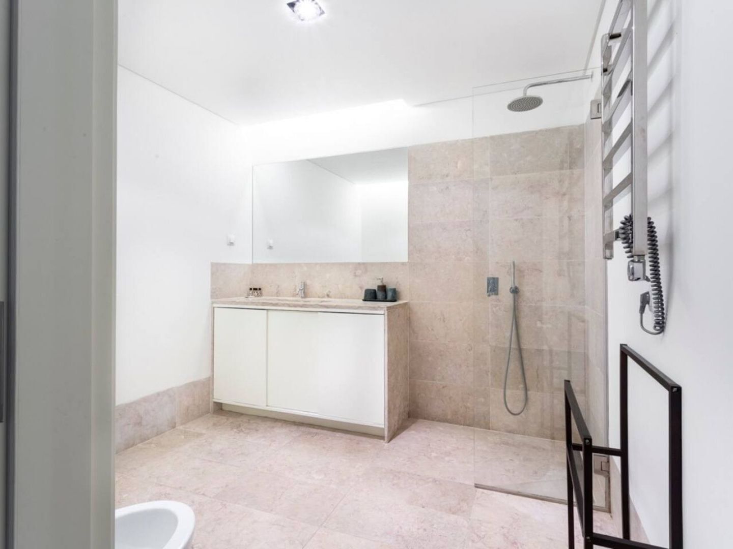 Altido Bright And Elegant 1br With Workspace And Huge Terrace In Pena, Close By Viewpoint Apartamento *