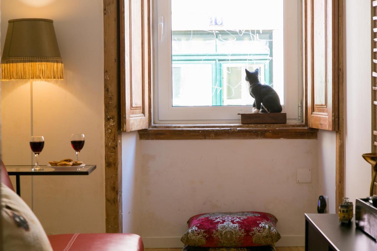 Joivy Inviting Flat Next To Bica Elevator Apartamento Lisboa