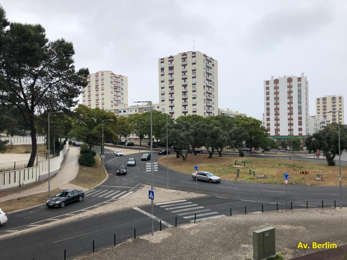Near The Airport Apartamento