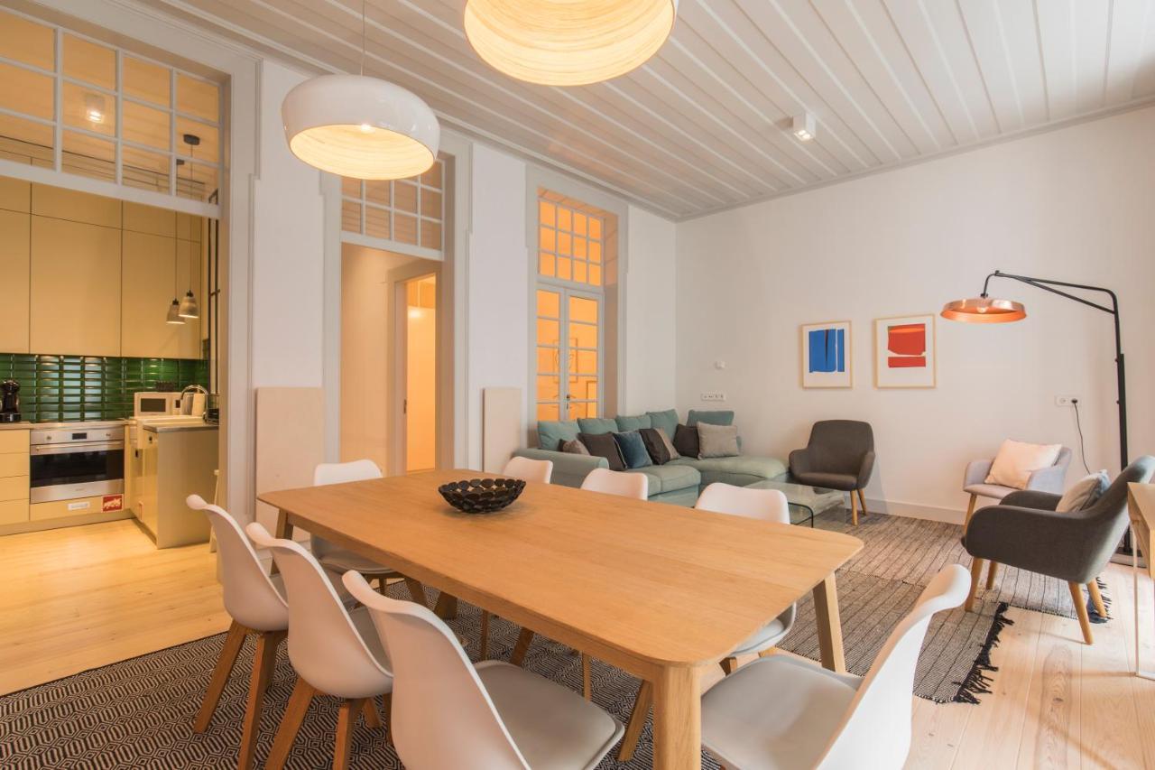 Lovelystay - Charming 3 Bedroom Wonder Downtown Apartamento *