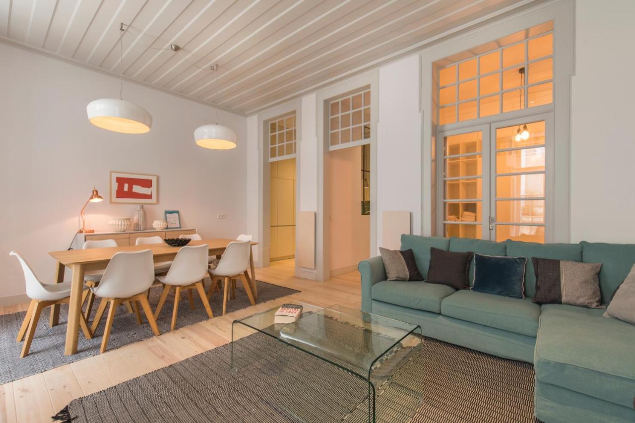 Lovelystay - Charming 3 Bedroom Wonder Downtown * Lisboa