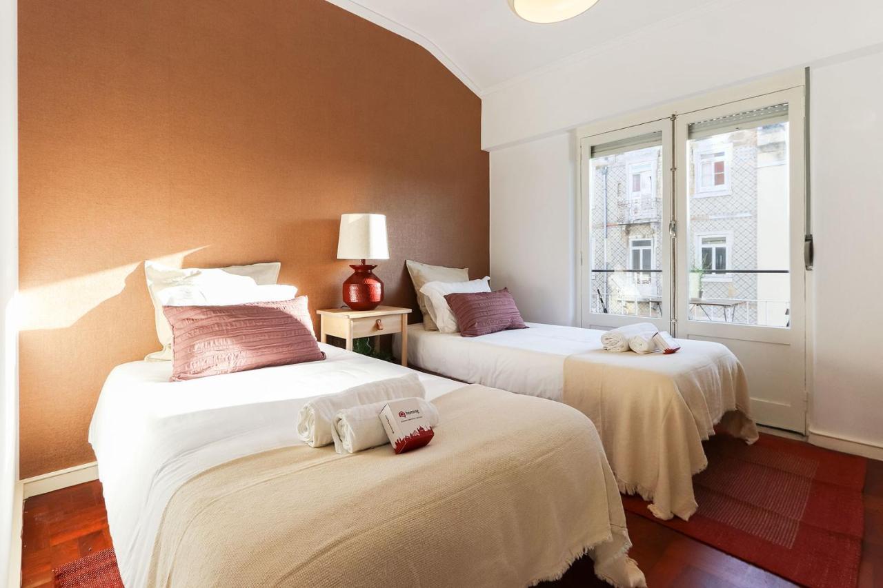 Marques Balcony By Homing Apartment Lisbon