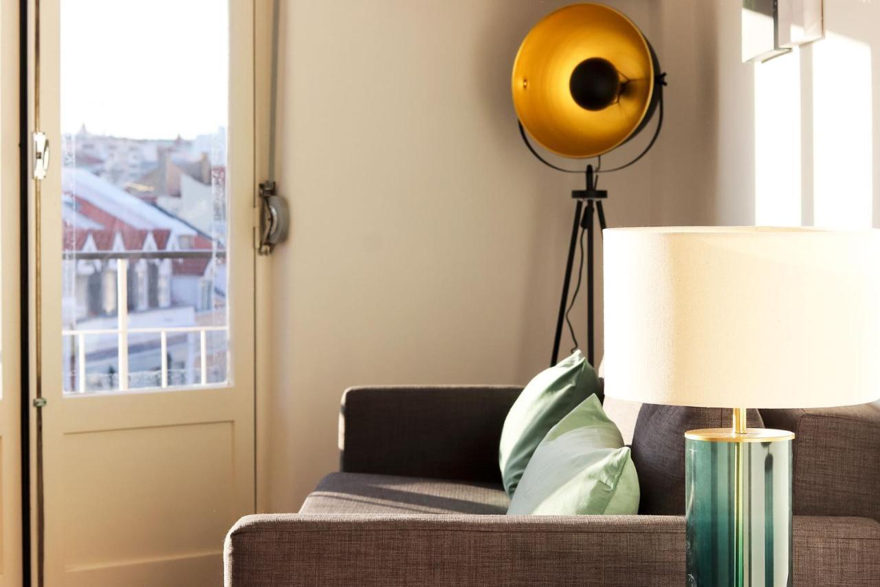 Marques Balcony By Homing