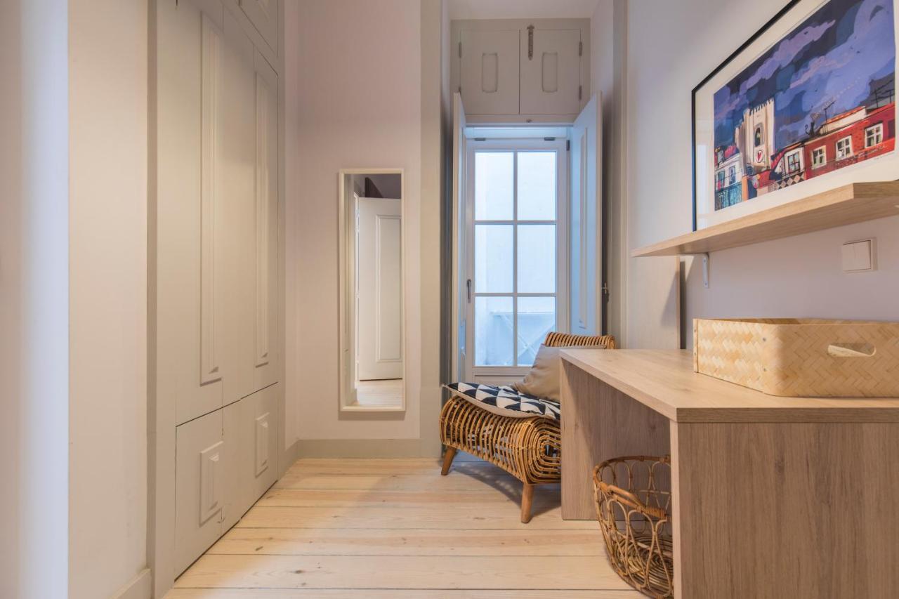 Lovelystay - 3 Bedroom Downtown Wonderwall * Lisboa