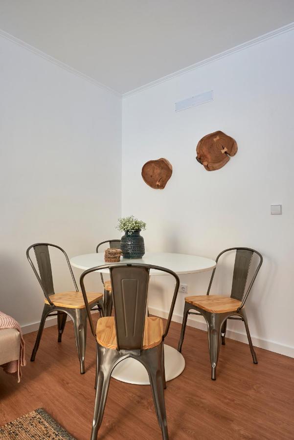 Belém Light Filled With Patio, By Timecooler Apartamento