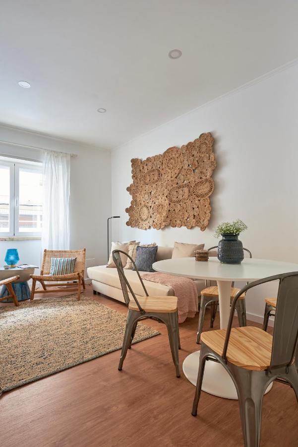 Apartamento Belém Light Filled With Patio, By Timecooler *