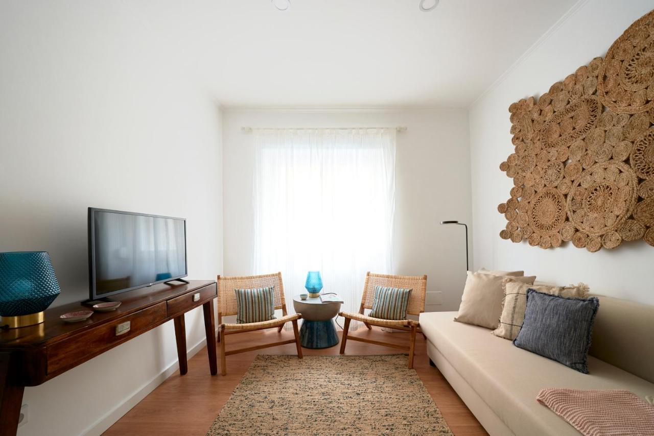 Belém Light Filled With Patio, By Timecooler Apartamento *