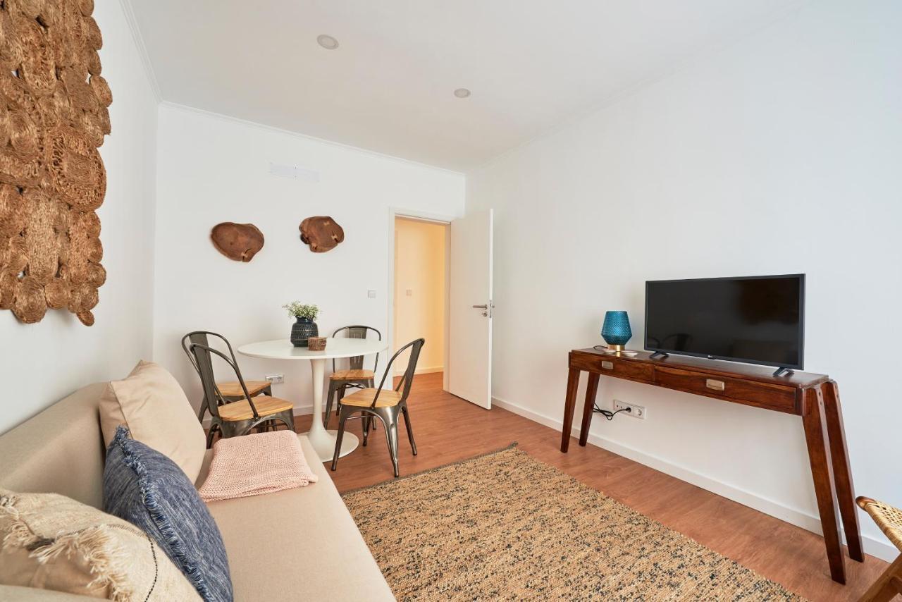 Apartamento Belém Light Filled With Patio, By Timecooler