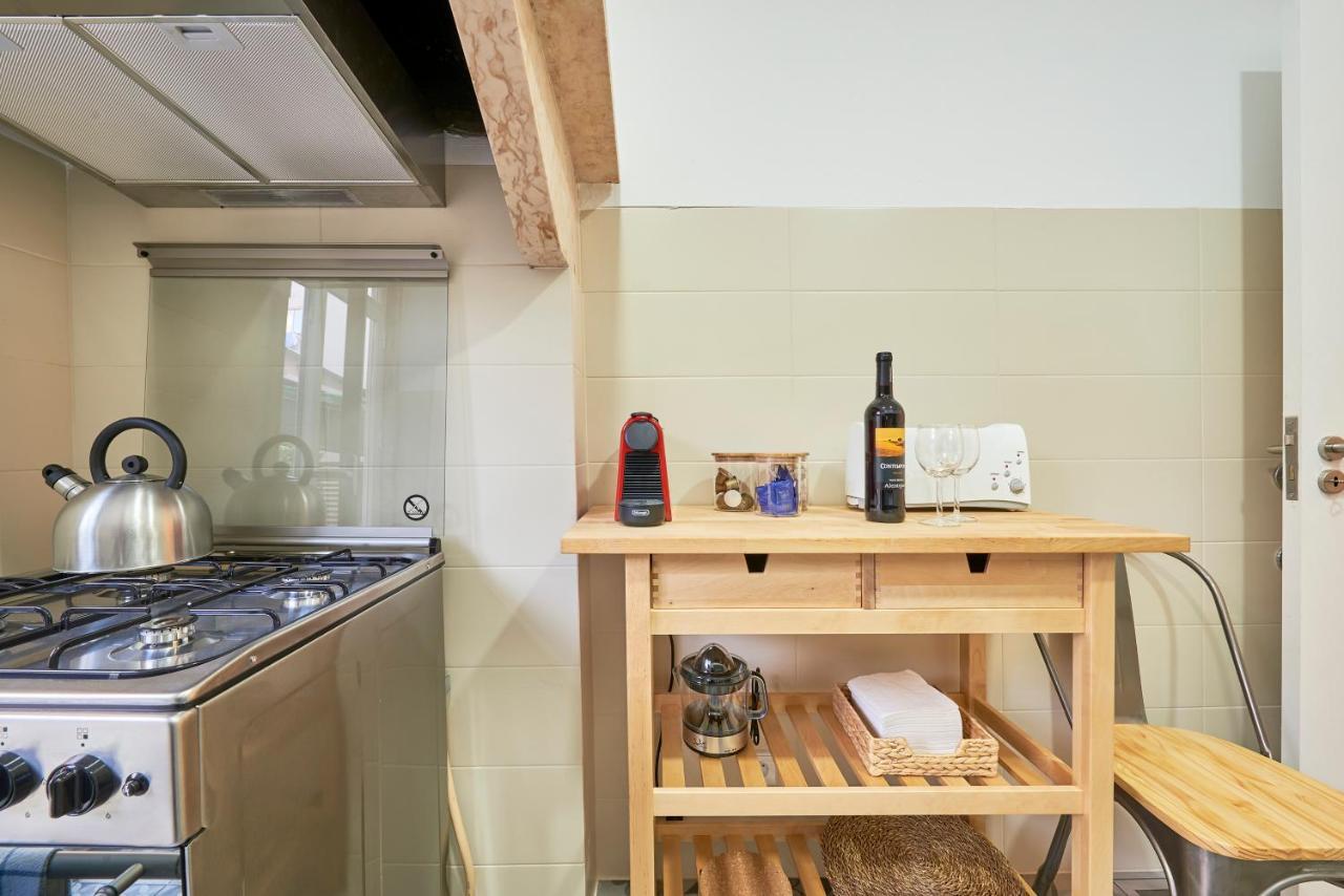 Apartamento Belém Light Filled With Patio, By Timecooler *