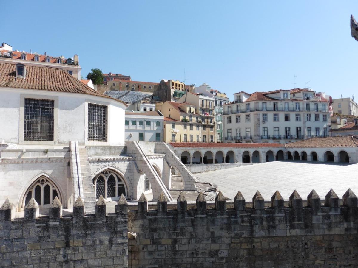 Flat With Terrace And River View - Se4 Lisboa