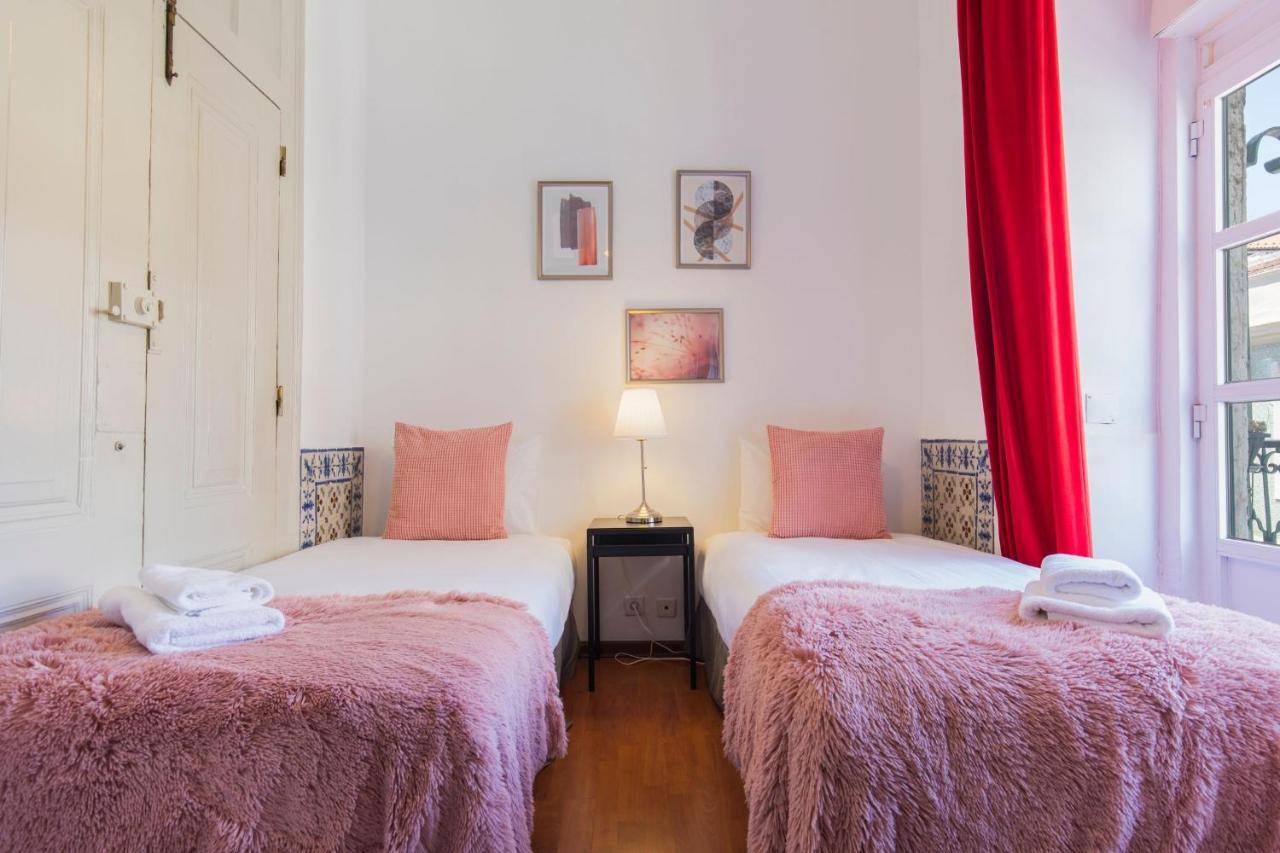 Charming Chiado 2bedr W/balcony And View Apartamento *