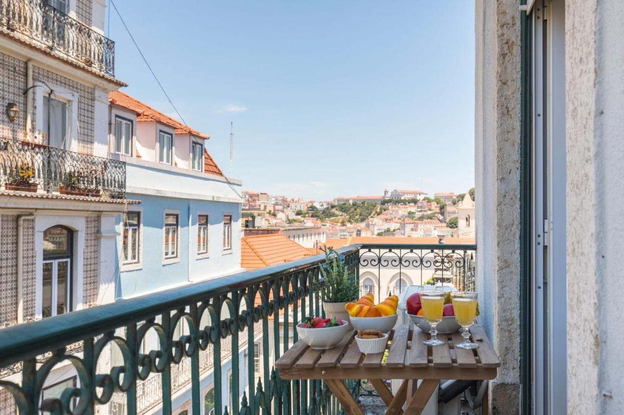 Charming Chiado 2bedr W/balcony And View Apartamento Lisboa