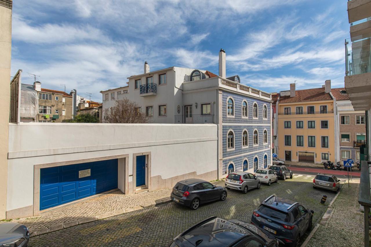 Apartment Lovelystay - The Blue Pool House Lisbon