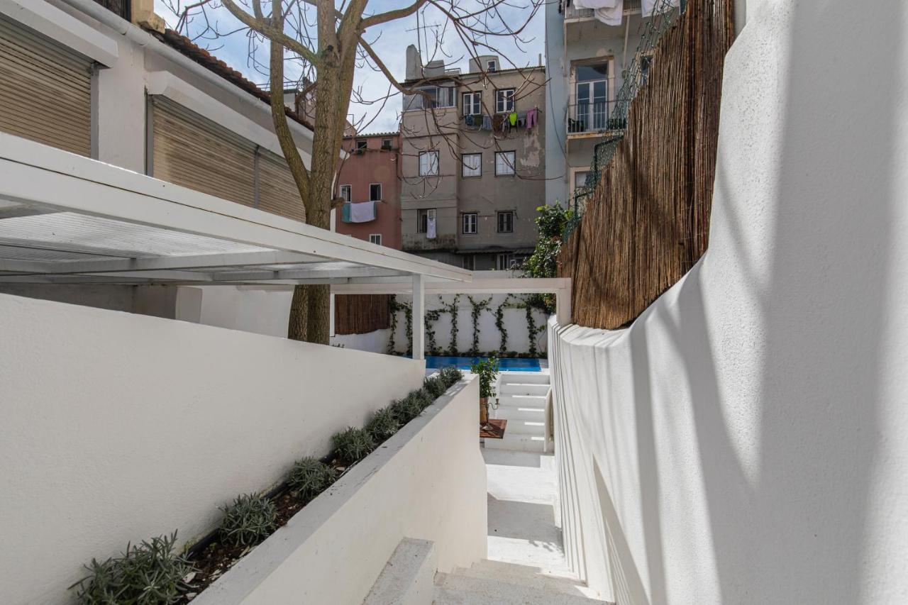 Apartment Lovelystay - The Blue Pool House