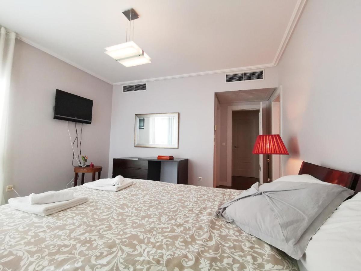 Apartment Entire Floor Parque Nacoes Prime Expo30 Lisbon
