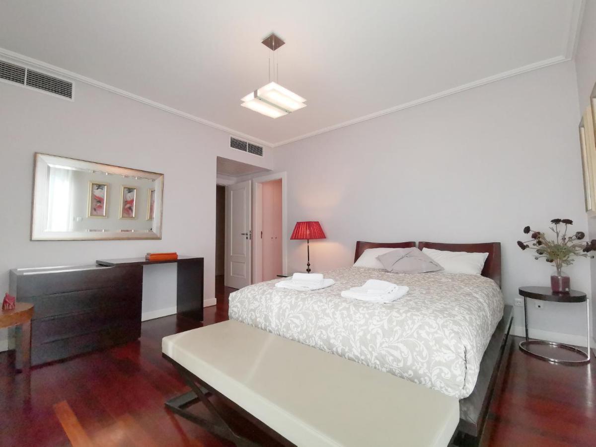 Apartment Entire Floor Parque Nacoes Prime Expo30 Lisbon