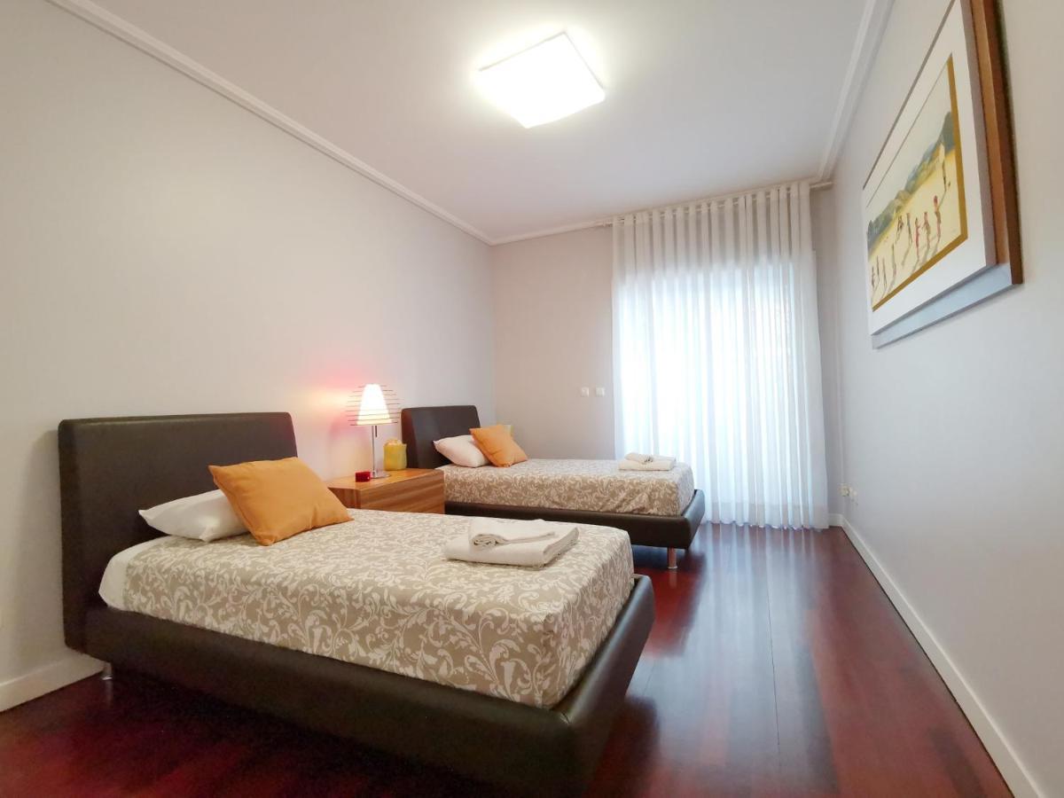 Entire Floor Parque Nacoes Prime Expo30 Apartment Lisbon