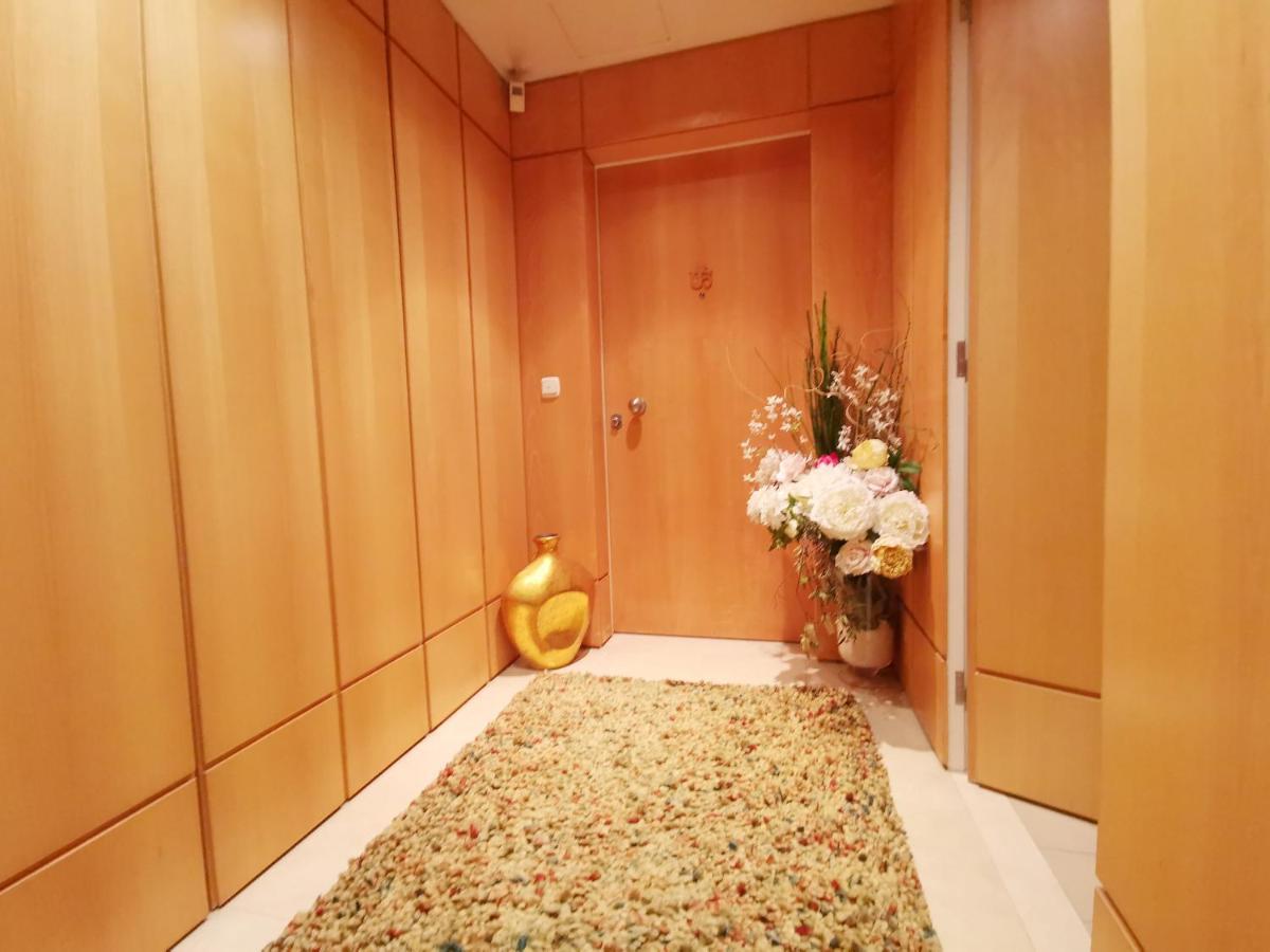 Entire Floor Parque Nacoes Prime Expo30 Apartment Lisbon