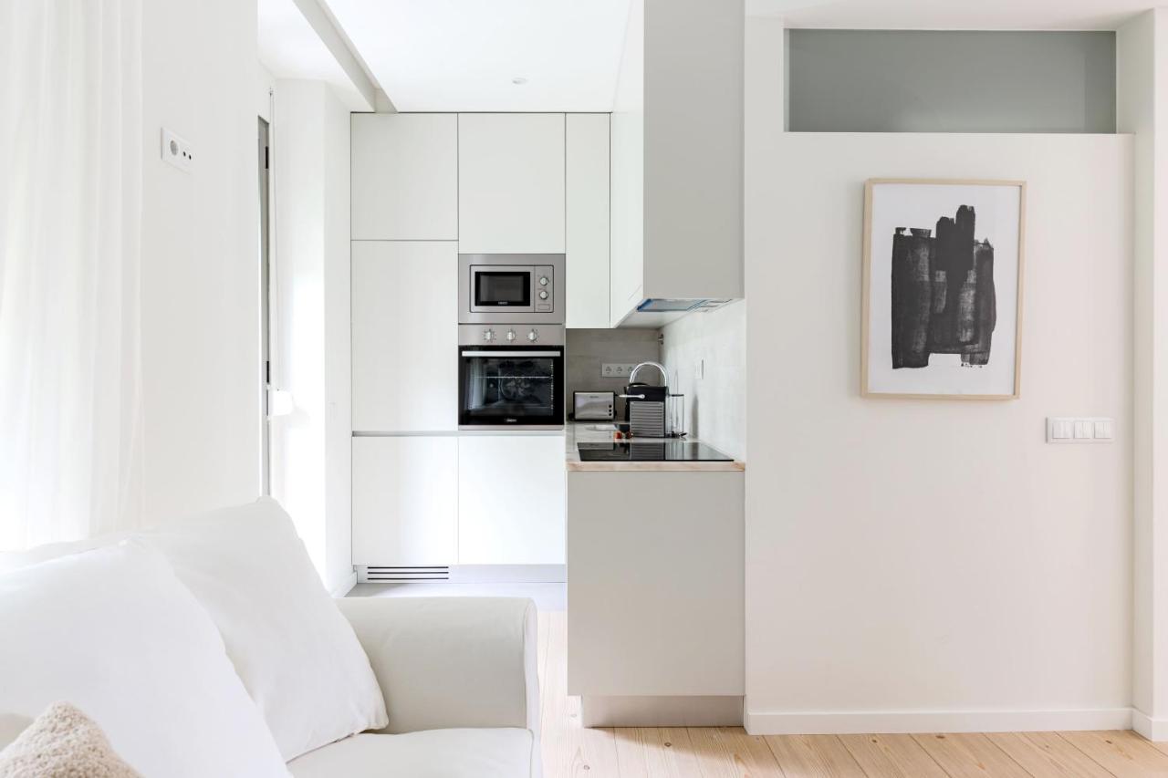 Casa Boma - Modern & Luminous With Balcony - Alcantara I * Lisboa