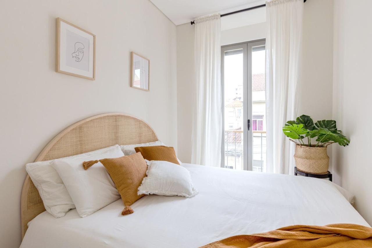 Casa Boma - Modern & Luminous With Balcony - Alcantara I * Lisboa
