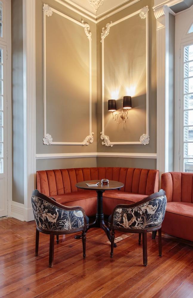 Hotel Dear Valmor Palace