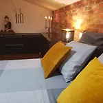 Room With Private Wc With Free Parking
