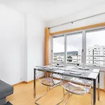 Lisboa, Cidade, Elegant Apartment With Air Cond, Free Wifi And Near Metro, By Ig