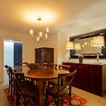 Stupendo-Three Rooms-Suite With Terrace -Center -Air Conditioning-Free Park